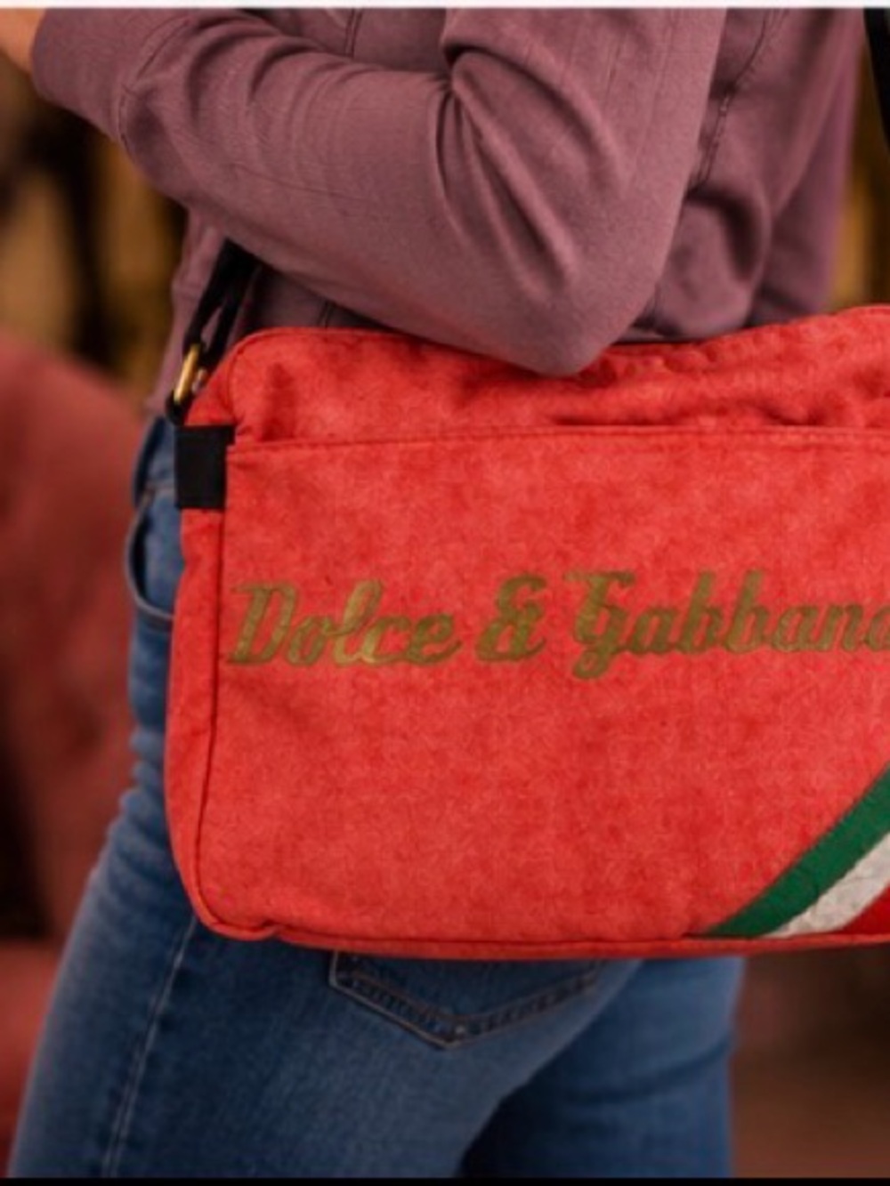 Dolce & Gabbana Red Shoulder Bag with Gold Logo and Italian Stripe - Picture 3 of 14